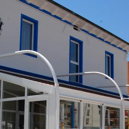 Lanterna Blu Hotel 3*