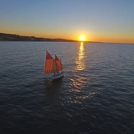 Lanterna Blu Hotell 3*